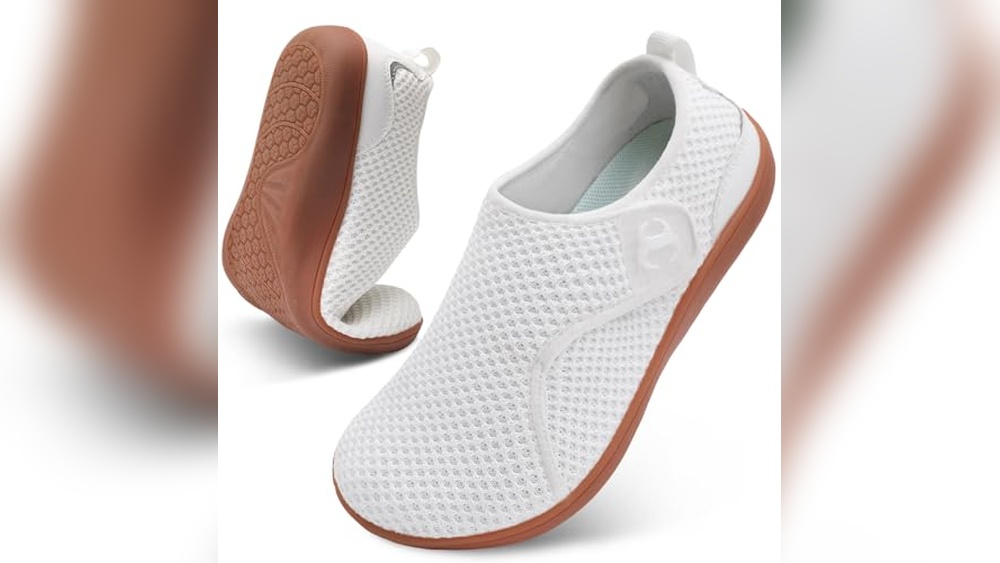 Best Shoes for Swollen Pregnant Feet